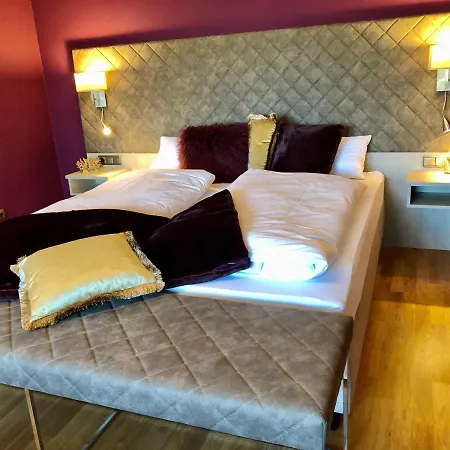 Appartementhotel Cura 4*