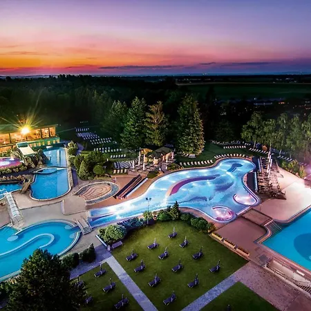 Appartementhotel Cura 4* Bad Füssing