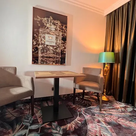 Appartementhotel Cura 4* Бад-Фюссінг