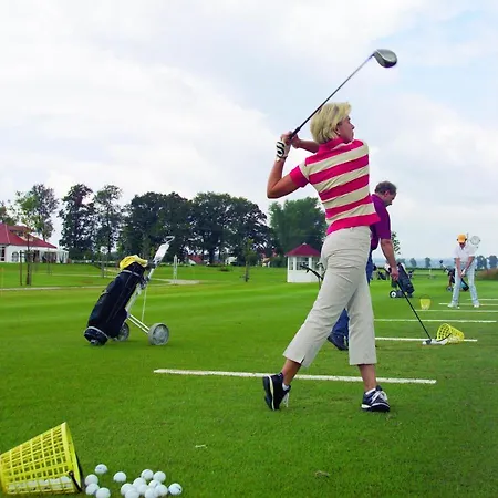 Lejlighed Appartementhotel Cura 4*