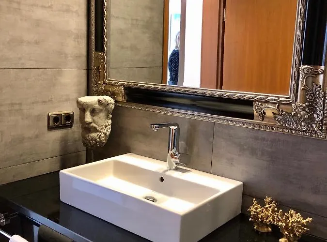 Appartementhotel Cura 4*