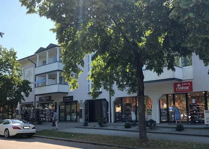 Appartementhotel Cura 4*